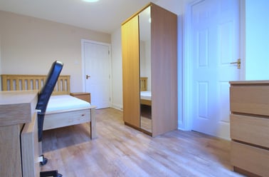 St Andrews Street, Newcastle Upon Tyne, Newcastle - Image 3